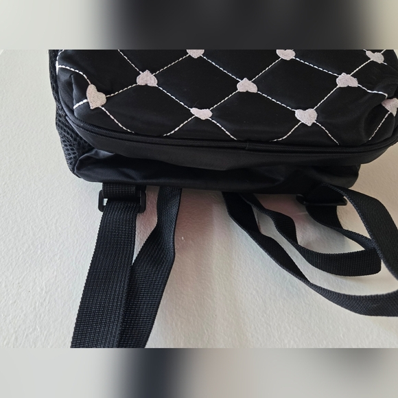 Hello Kitty Quilted Black Backpack With White Hearts EUC - Picture 3 of 6